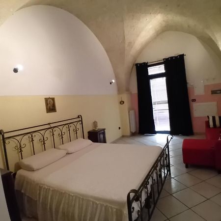 Centro Storico Apartment Brindisi Exterior photo